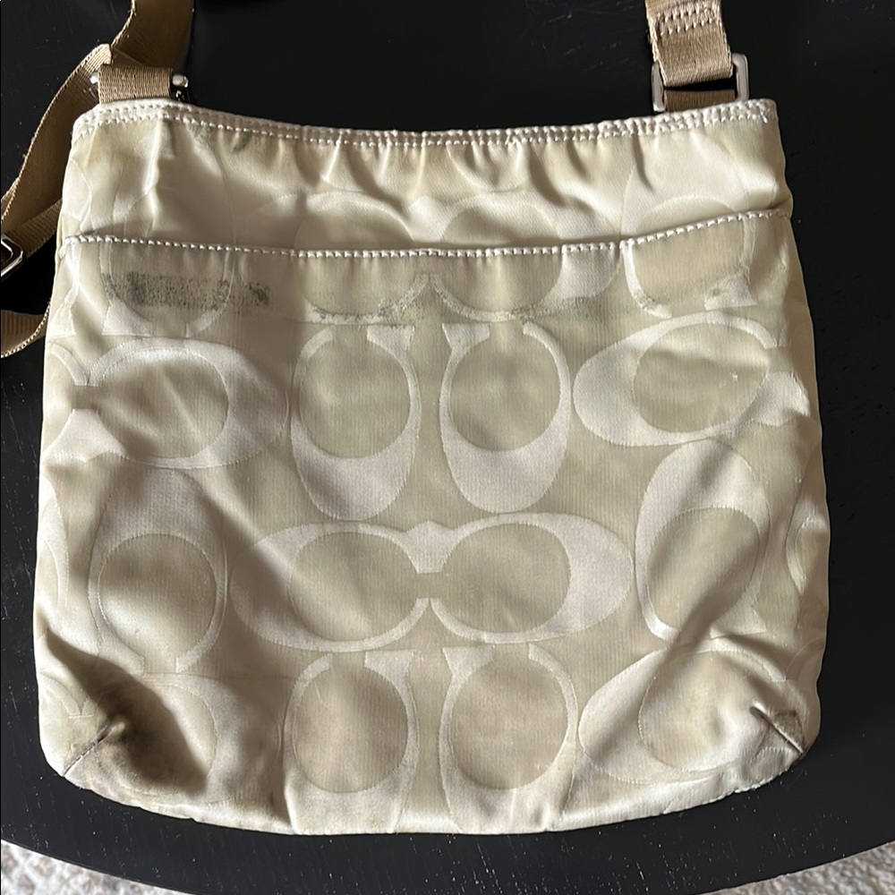 Coach Beige Crossbody Bag with Front Pocket - Picture 4 of 4